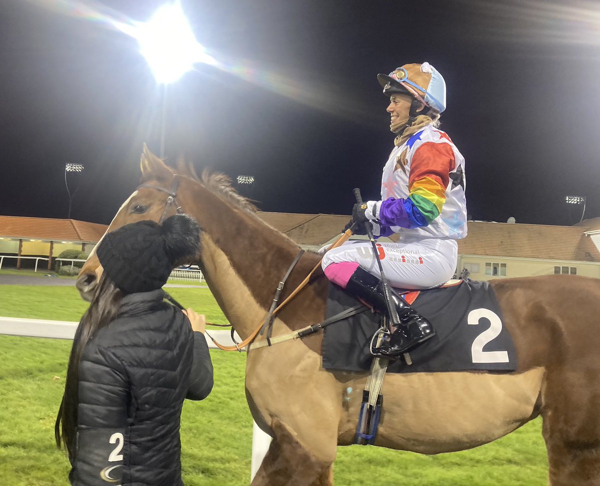 JohnWathenBerry's tweet photo. A memorable &amp; happy evening at @ChelmsfordCRC as #TurnOfPhrase &amp; @FMcmanoman carried the @RacingWithPride silks, running a nice race in the 7.00. Delighted to be involved in the #RacingIsEveryonesSport promotion, and kudos to @RacingTV for giving the occasion such good publicity. https://t.co/ANghwbkycB