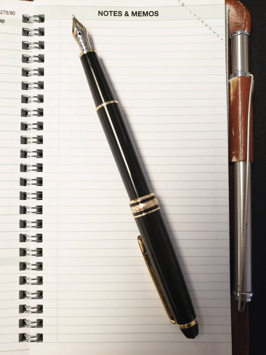 BadgerandBlade's tweet photo. Montblanc; worthy of your pockets attention.
โhttps://t.co/BwzZIl9rvSโ
#montblanc #badgerandblade #pens #fountainpens #writing #menslifestyle #thenib https://t.co/b0UJQlwk0B