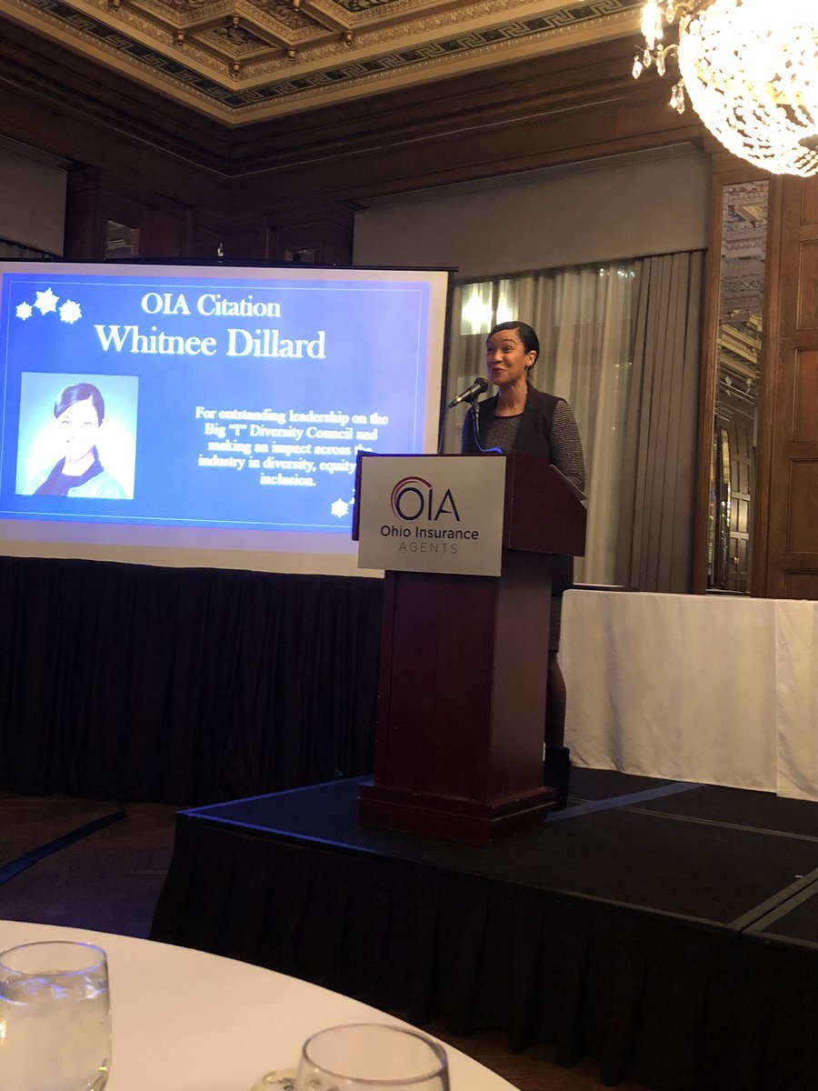 JeffSmithOIA's tweet photo. @OhioInsAgents holiday &amp; awards dinner is my favorite event of the year. Seeing old friends, industry thought leaders and honoring those advancing the IA profession is such an energizing experience. So grateful for our 2021 honorees @PerkReichley @stephen_brown14 @Vinnie1988 https://t.co/csOx9cE4is