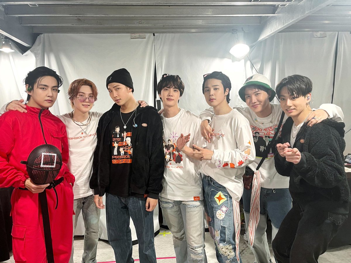 army_13062's tweet photo. I'm voting 🗳 for #bts  for #MAMAVOTE  @BTS_twt https://t.co/YeH8la1mg3