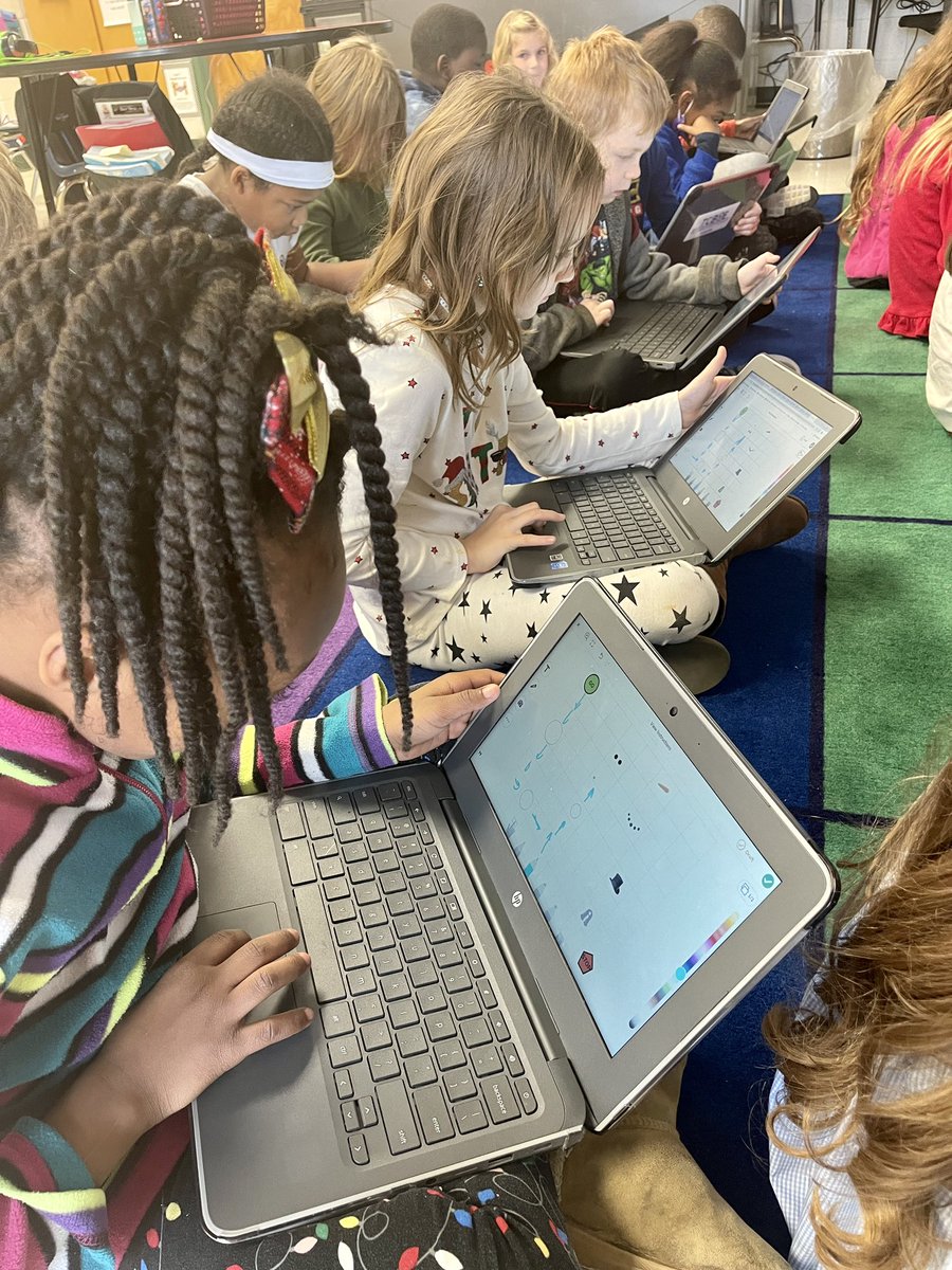 BrinnDoyle's tweet photo. Computer Science #CSWeekatMES #workingonmyroar @MunfordElem @TCBOE https://t.co/pj53HZLy99