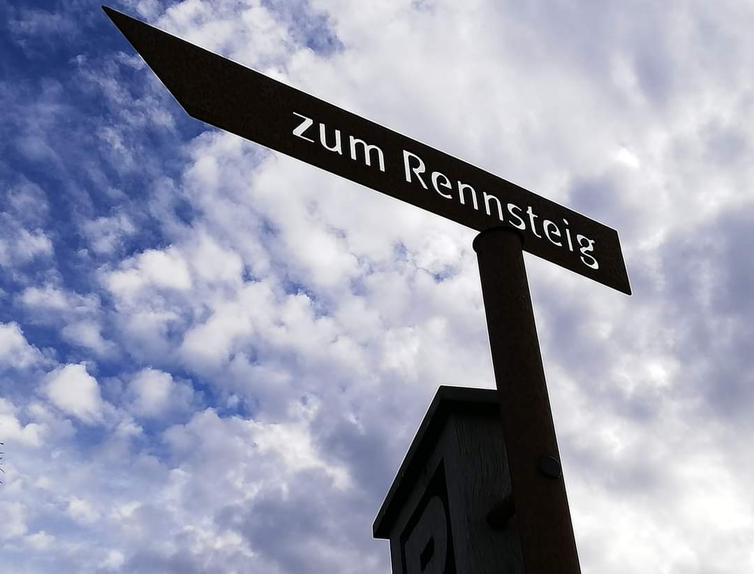 bundweb's tweet image. Eisfeld OT Waffenrod-Hinterrod im Landkreis Hildburghausen

#rennsteig #hildburghausen @thueringen_entdecken.de #thüringen #eisfeld #waffenrodhinterrod