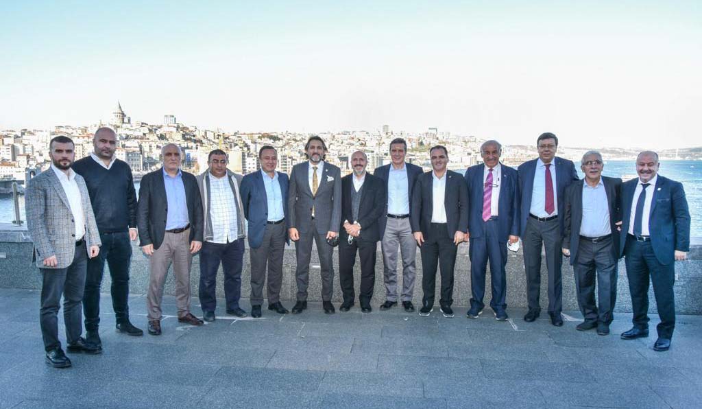 İTO Spor Kulübü Olağan Seçimli Genel Kurulu gerçekleştirildi. İTO Yönetim Kurulu Üyesi ve Kulüp Başkanı Levent Taş, İTO Yönetim Kurulu Üyeleri Bahadır Yaşık ile Münir Üstün ve Üyelerin katılımıyla gerçekleşen toplantıda, Levent Taş başkanlığında yeni dönem Yönetim Kurulu seçildi.