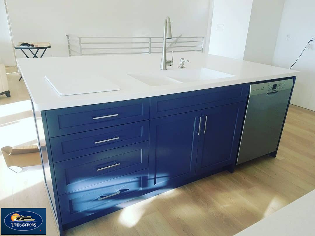 epicdoors's tweet photo. A beautiful kitchen island in reno by Twin Anchors Manufacturing with Epic "Mysterious Blue" vinyl wrap shaker doors.
๐ Stunning!
#kitchenrenos #cabinetindustry #customkitchens #kitchendesign #kitchenislands #beautifulhomesofinstagram https://t.co/3yxJXb9FfZ