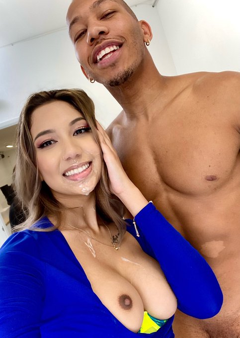 before &amp; after 👅  for @Brazzers yesterday 💦 https://t.co/61J1OsmcDk<a class="tags" href="/tag/brazzers">@brazzers</a><a href="/tag/pornstar"class="tags"><span>#pornstar</span></a>