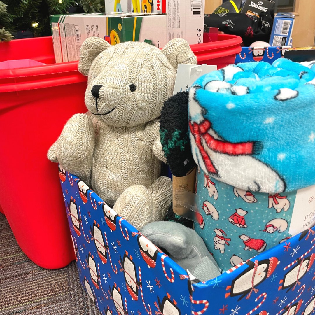 PacificaHousing's tweet photo. #TeamPacifica is spreading holiday cheer. Our staff collected and donated toys for the @TheCridgeCentre toy drive.
#PacificaHolidays #community https://t.co/mteLs4gQSM