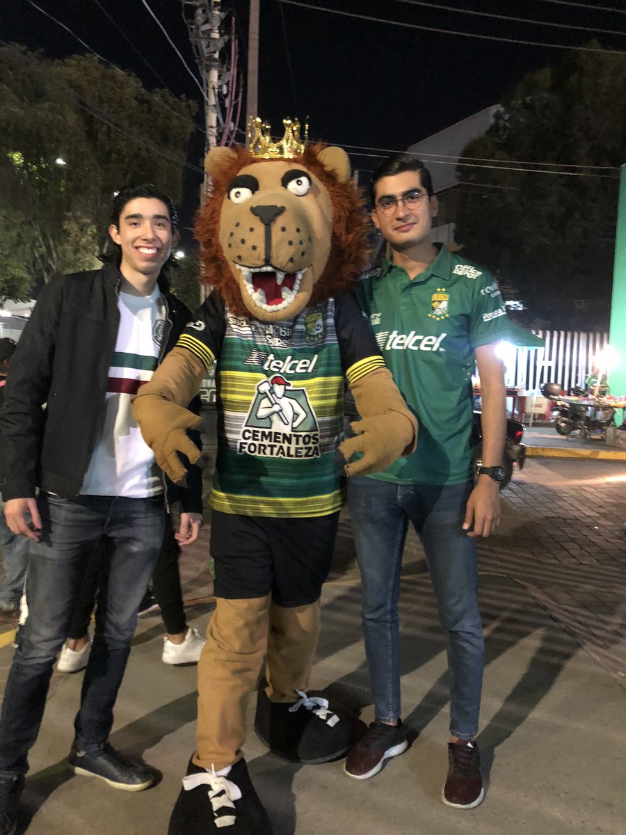 diegotorresqui's tweet photo. @clubleonfc te amo con todo mi ser https://t.co/ySwCd1T36K