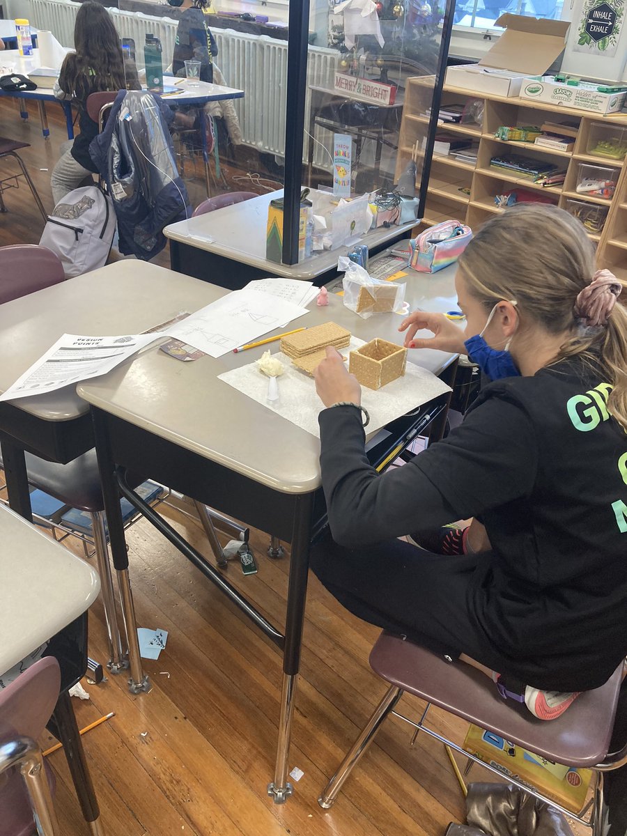 WeeLearnW_MrsA's tweet image. Girls STEAM club are designing and building their gingerbread houses! They have some awesome creations being built! #girlswhocode #weebuild
