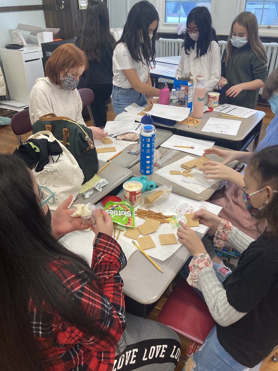 WeeLearnW_MrsA's tweet image. Girls STEAM club are designing and building their gingerbread houses! They have some awesome creations being built! #girlswhocode #weebuild