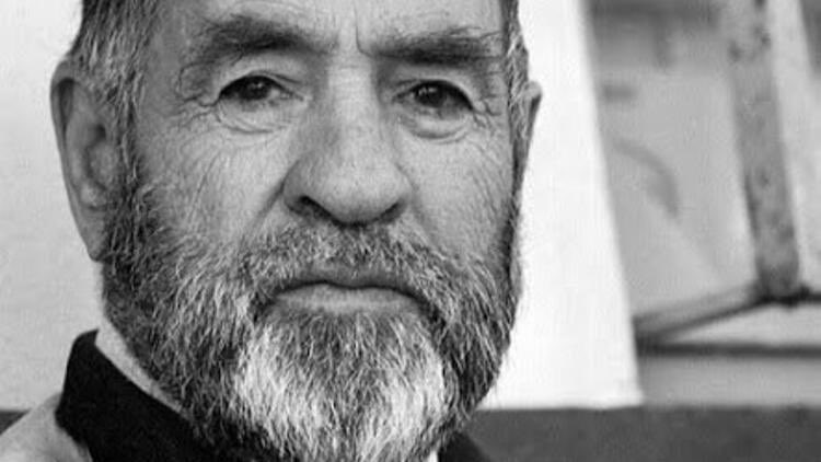 Reyhani iyilik yap o kalır destan
Bir günde toprağı verirler üstten
Varlığın kefendir evin kabristan
Nöbetçin iki taş bi mezar olur ..
Aşık Yaşar Reyhani

Vefatının seneyi devriyesinde rahmetle ve saygıyla anıyoruz