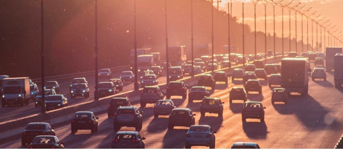 Historic decision in #Austria not to expand the motorway network. Transport Minister <a href="/lgewessler/">Leonore Gewessler</a> 
"More roads mean more cars and more traffic. We'll implement alternative solutions to improve mobility".
#MovePeopleNotCars 
newsbeezer.com/romaniaeng/his…