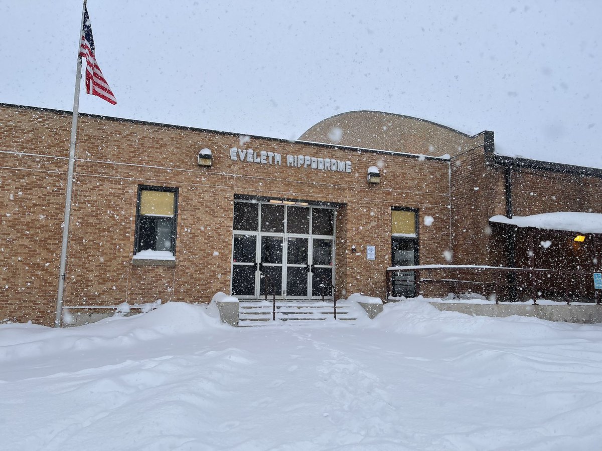 Ended up coming up short 4-6 to Eveleth in the championship game.   Fun weekend up in the iron range plus winter showed up on our way home.