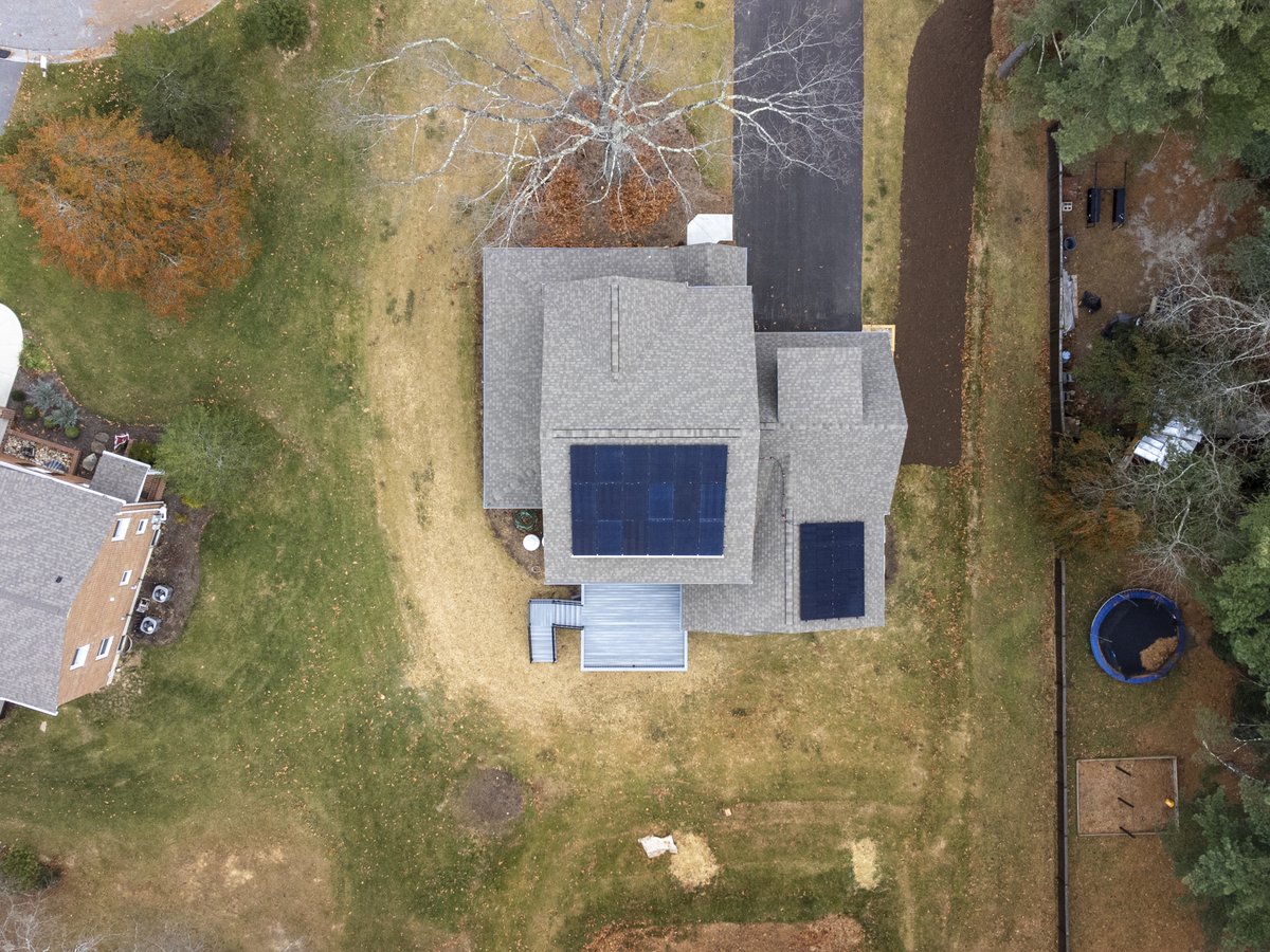 BaselineSolar's tweet photo. It's a beautiful day for some solar in Blacksburg! This 26 panel array uses @RECSolar Alpha panels and will provide decades of net-metered electricity to these homeowners. https://t.co/lVCJu3C2dS