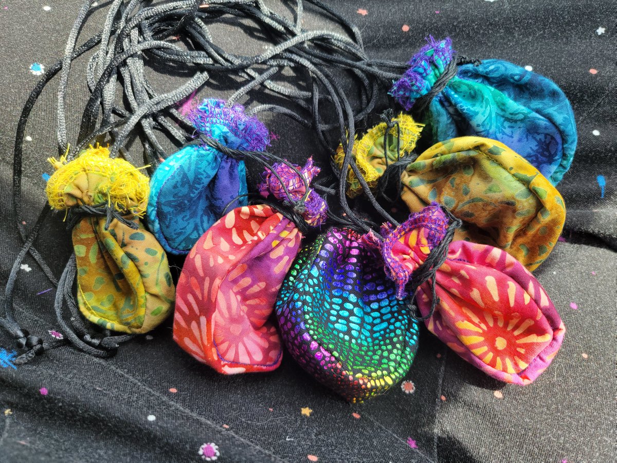 AAdventures2's tweet photo. 🎲 Nests, Die Cages, and Stock Pendants are ready NOW!
🪡 Sewn items will be ready by Monday 12/13!
👁 Pendants will be ready by Saturday 12/18!

📦Shipping IS open, we DO NOT guarantee shipping for the Holidays. Pick-up will NOT be available from  12/22-27! https://t.co/qkgpHRGAqQ