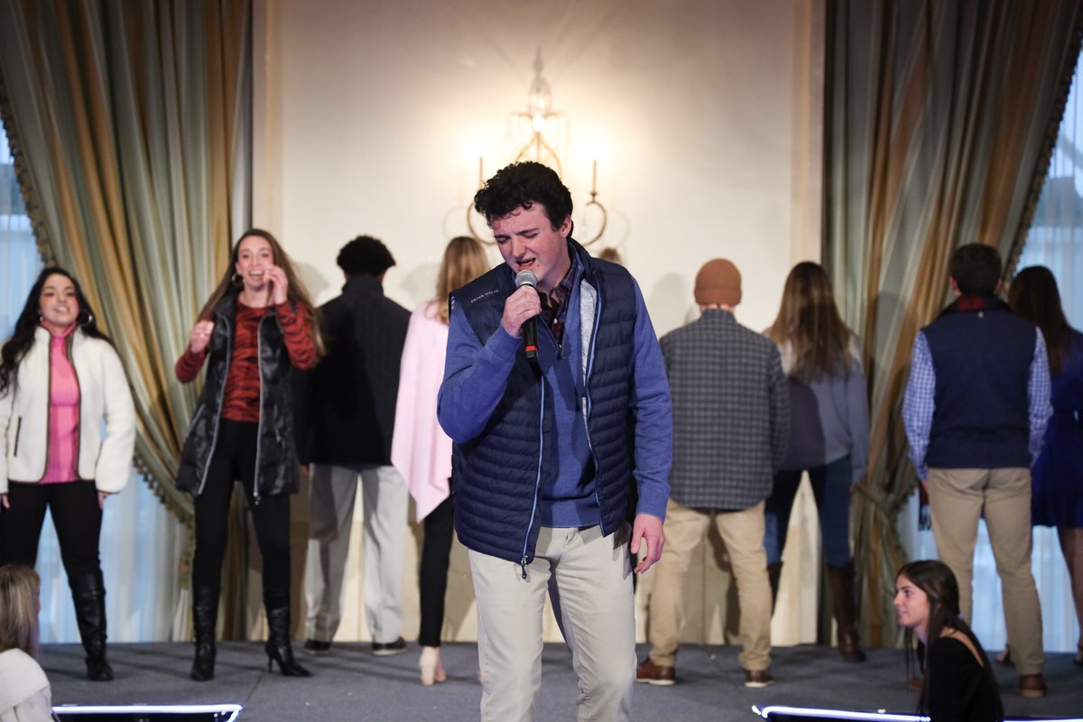 ArchmereAcademy's tweet photo. It's beginning to look a lot like ...the start of senior year celebrations! 🐧 🤩

Our #ClassOf2022 strutted, danced, and laughed their way down the runway, fully enjoying their moment to shine in this year's Fashion Show. And we loved watching them!!

#Auks #Seniors #Best4Years https://t.co/YdjGroI3pN
