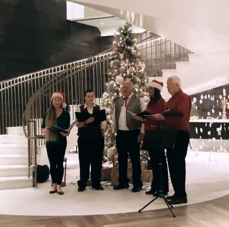 Remember to come see Santa this weekend in our lobby!🎅 He'll be here on 12/11 and 12/18 12-3:00pm. Holiday Carolers will also be with us the next two Fridays &amp; Saturdays from 6:30-7:00pm! They sound amazing and bring so much festive energy to our lobby🎄