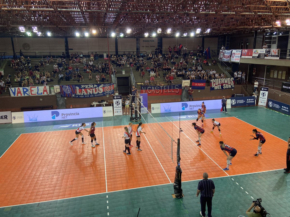 LosCuervosdlSur's tweet photo. En #CityBell juegan las matadoras y nosotros vamos a estar alentando💪🏼
Vamos las pibas 🏐🔵🔴 https://t.co/AUmD8j5nIX