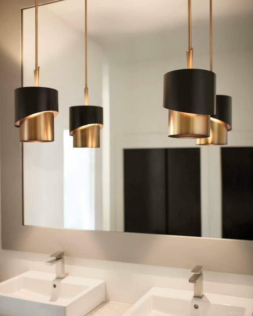 lightingandbulb's tweet photo. Shake up your bathroom lighting style with a less traditional pendant look. Shop this fixture from the Gigi Collection by Hinkley today! โจ
.
.
.
#itslbu #housebeautiful #interiorsofinstagram #purposeinstyle #interiorlovers #houseandhome #styleathome #homewithrue #howwedwellโฆ https://t.co/m85jc9M7Aa