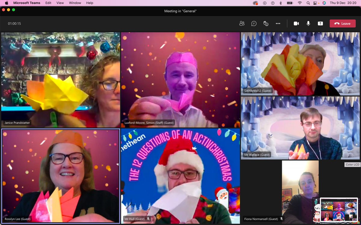 AJOBPickard's tweet photo. #PrometheanTrainerScotland team #ChristmasNightIn @TLCforUKI @PrometheanUKI https://t.co/ry2hUfTRTw