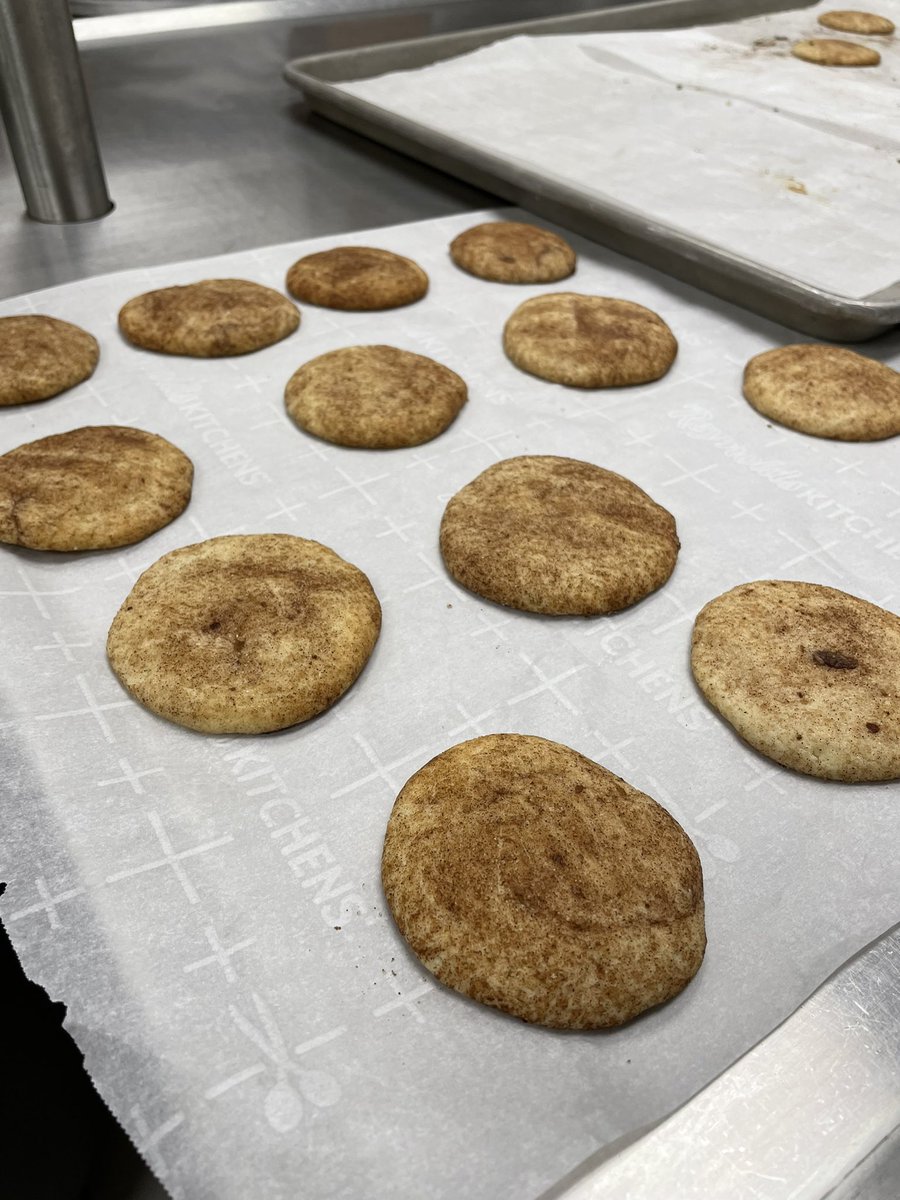cooking_cghsnc's tweet photo. Another good smelling recipe?? If you stop by the cafeteria you might just smell what we’ve been cooking. Snickerdoodle Cookies!! Thank you for the recipe our very own president Abby Pierce! Stop by for the next meeting in the new year! 🧑‍🍳 https://t.co/vjpwwOtrGa