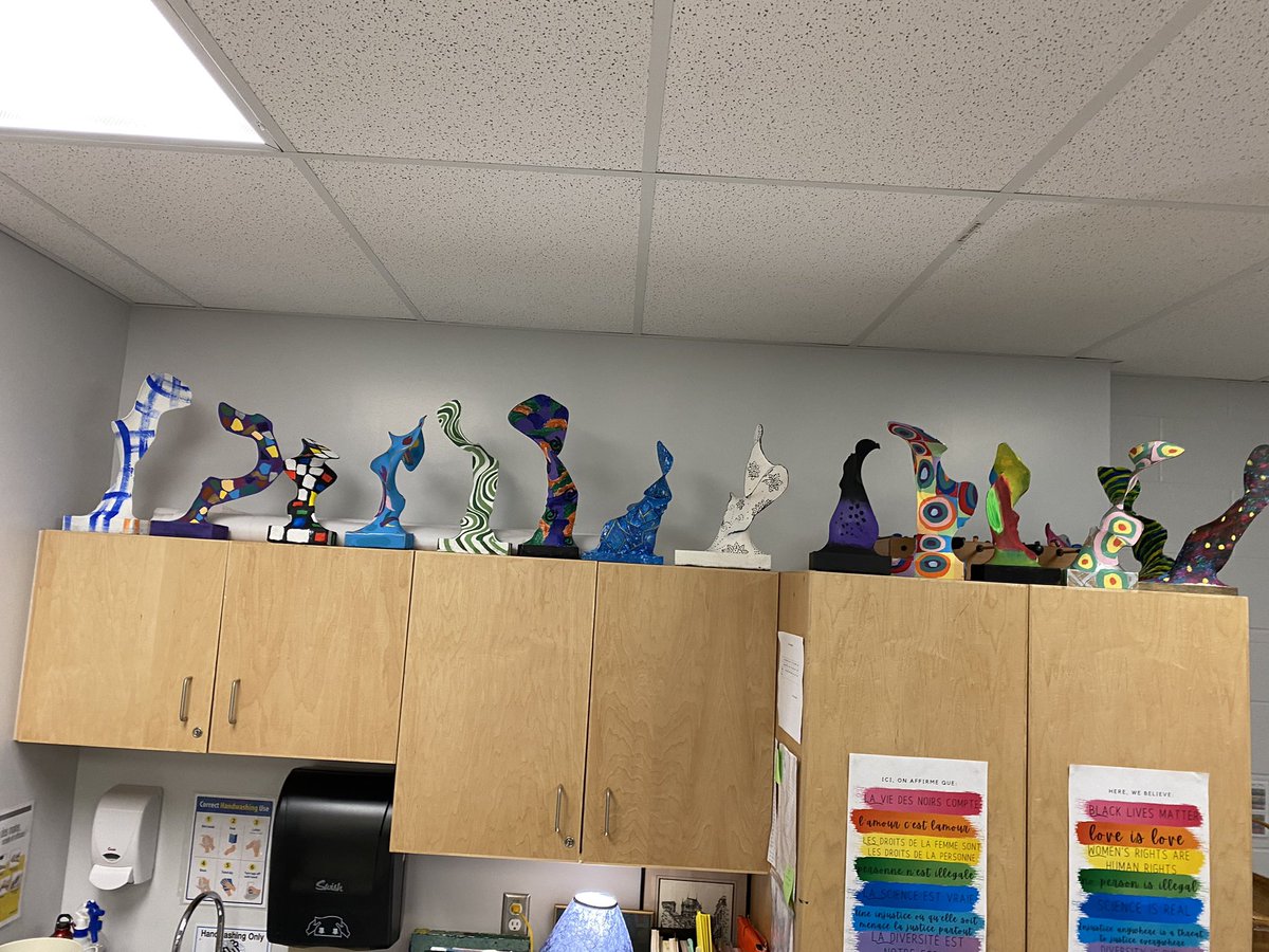 fstrata5's tweet photo. Voici les sculptures produites! Le processus était plus important, à mon avis. J’ai hâte de lire les réflexions de mes élèves. #processvsproduct @louisearbourfi https://t.co/27ugJxSxik