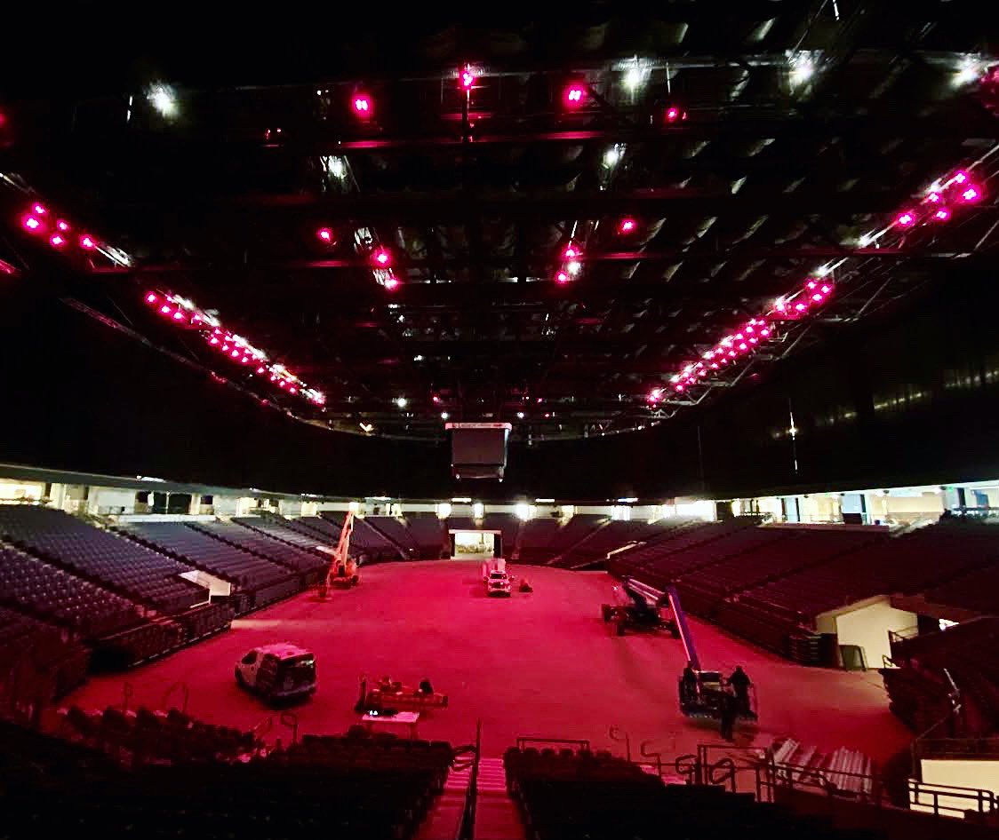 There’s something about an empty arena. #ProgressShot #OnTheJob #BestWithBarbizon

📍BJCC Legacy Arena