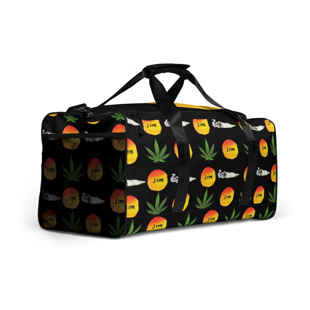 HeatHub864's tweet photo. JLYFE with the 🔥🔥🔥 “Smokers Duffie” 
SHOP NOW 🗣

https://t.co/ZUSWrl0QNS https://t.co/gGz8uNLSOK
