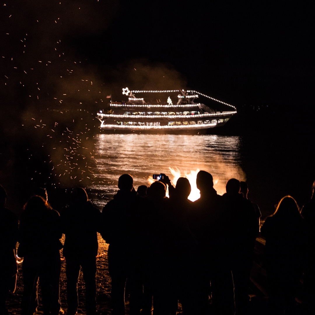 2022 Christmas Ship Festival Schedule Argosy Cruises (@Argosycruises) / Twitter
