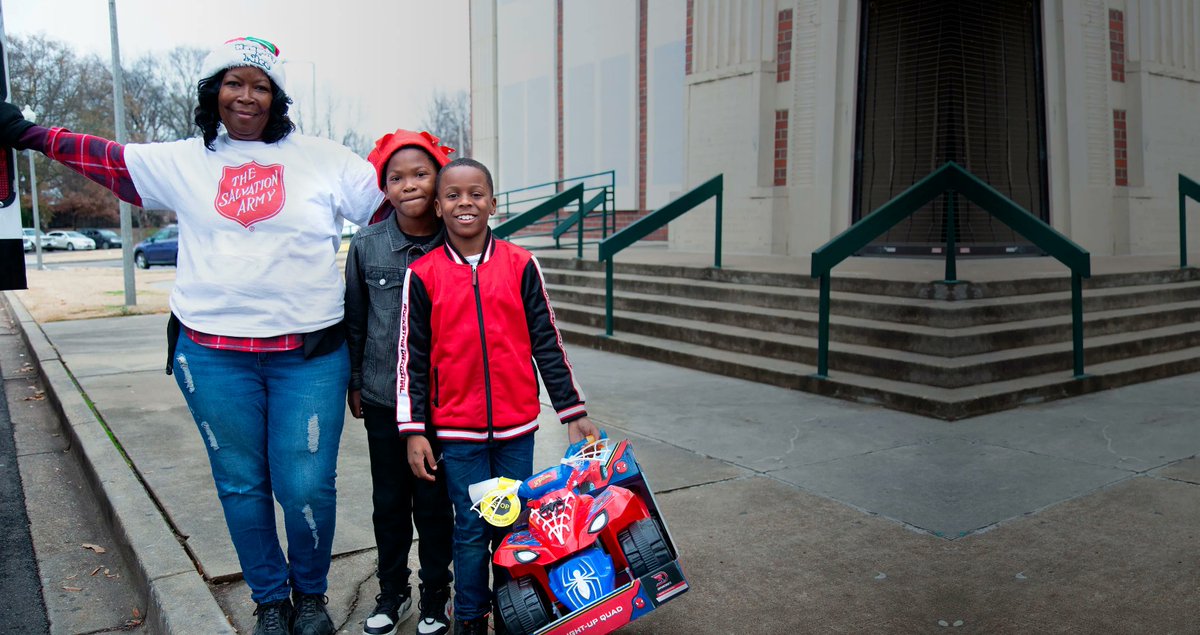 #HolidayHouseCup ends in 2 days, but virtual toy drives make it easy to donate in time! Adopt an angel and choose a gift specific to their interests. See our pinned tweet for a chance to win a Harry Potter prize pack for donating! buff.ly/3FDF6yN