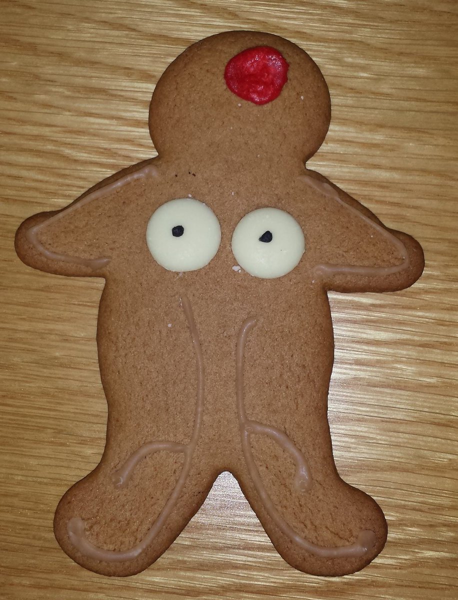 Neil_Newman's tweet photo. Everyone loves a Ginger bread Lady at Christmas
Epic festive bakery fail...
#FestiveFail https://t.co/uMhjPfpaX4