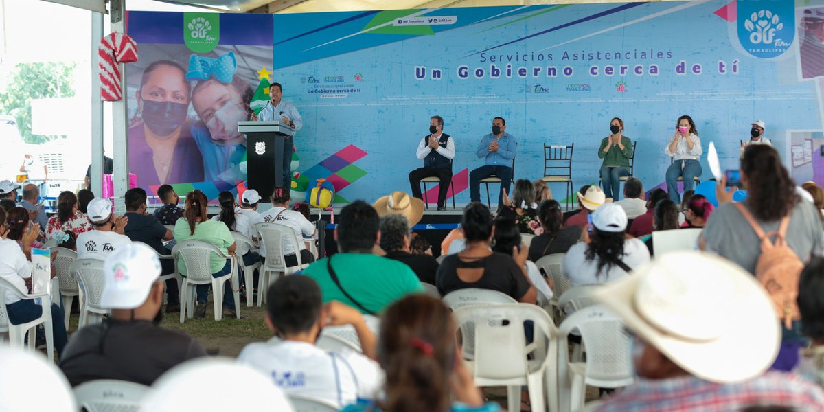 fgcabezadevaca's tweet photo. Acompañado por mi esposa @Marianagdeg, entregué diversos apoyos durante la Jornada de Servicios #UnGobiernoCercaDeTi en #CdMante, el cual lleva a las familias más vulnerables los principales programas y servicios del @gobtam y @dif_tam.
#CabezaContigo
#TamCrece https://t.co/Y3gSB3y80S