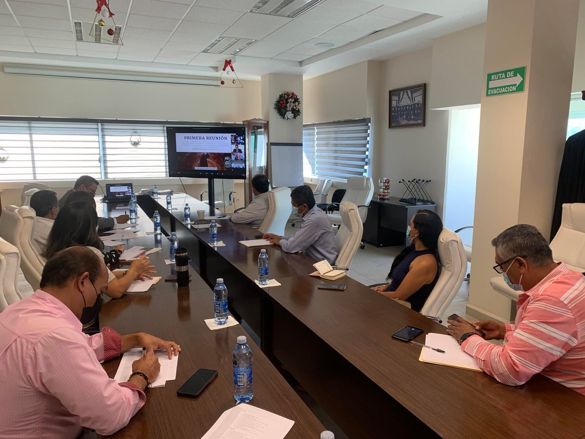Junto con personal del <a href="/PJEGUERRERO/">Poder Judicial de Guerrero</a> participé virtualmente en la "1a. REUNIÓN DE COORDINACIÓN INTERINSTITUCIONAL ENTRE AUTORIDADES FEDERALES Y LOCALES QUE INTEGRAN LA TERCERA ETAPA DE IMPLEMENTACIÓN DE LA REFORMA AL SISTEMA DE JUSTICIA LABORAL".