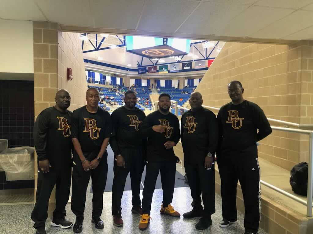 BUBasketball2's tweet image. #LockedIn #Grinding #RunThatBack #X2 #TalentIsntEnough #RankingsMeanNothing #ChessNotCheckers #0-0 🎯🎯🎯🎯🎯s #EmbraceIt #Mentality #DIFFERENT 🐺🏀🐺🏀🐺🏀