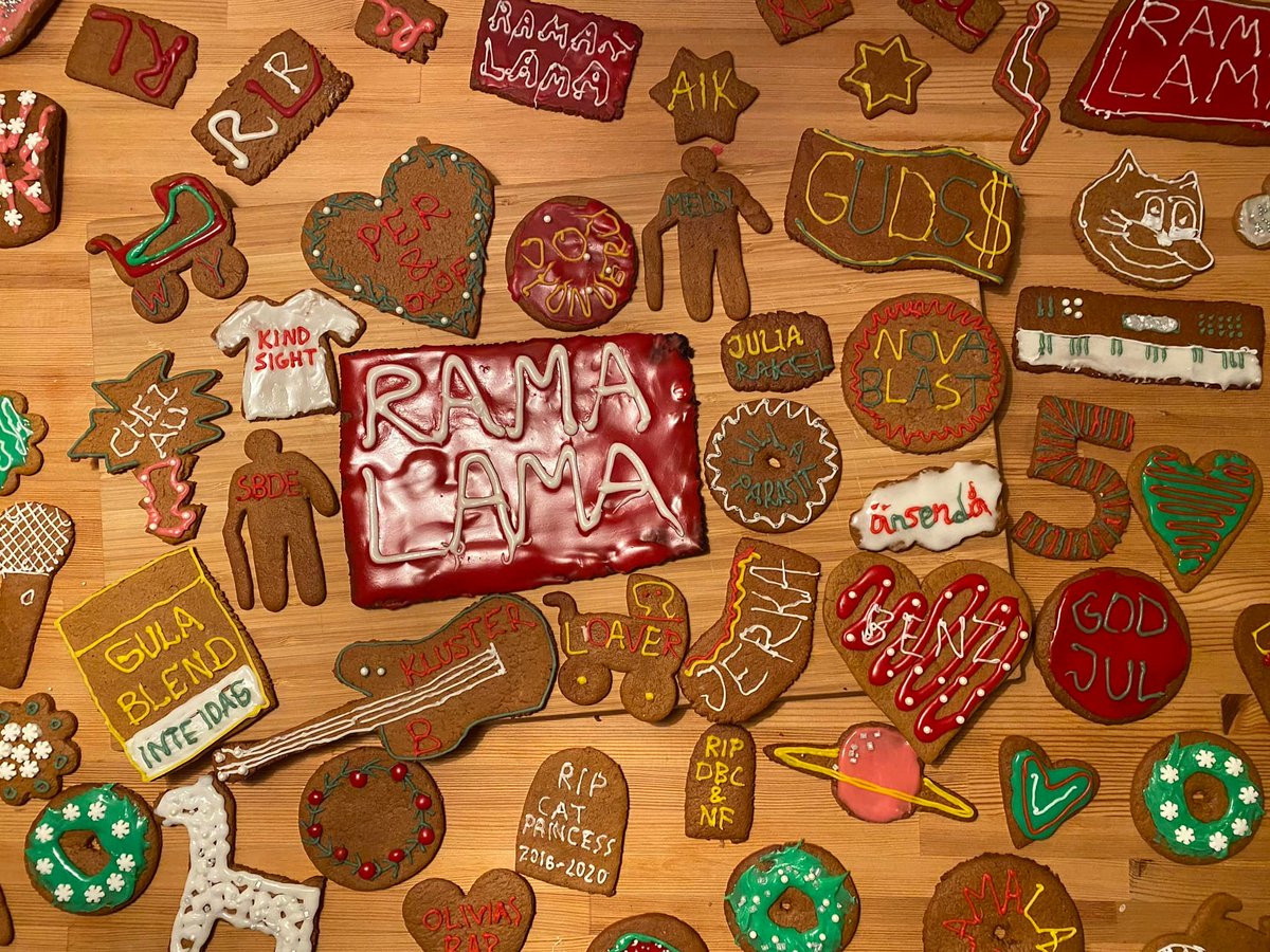 Pepparkakor ready for Saturday’s xmas party. There will also be great live music by <a href="/melbyband/">Melby</a> and JERKA ❄️☃️🌟

Tickets* - billetto.se/e/a-rama-lama-…
*pepparkakor included