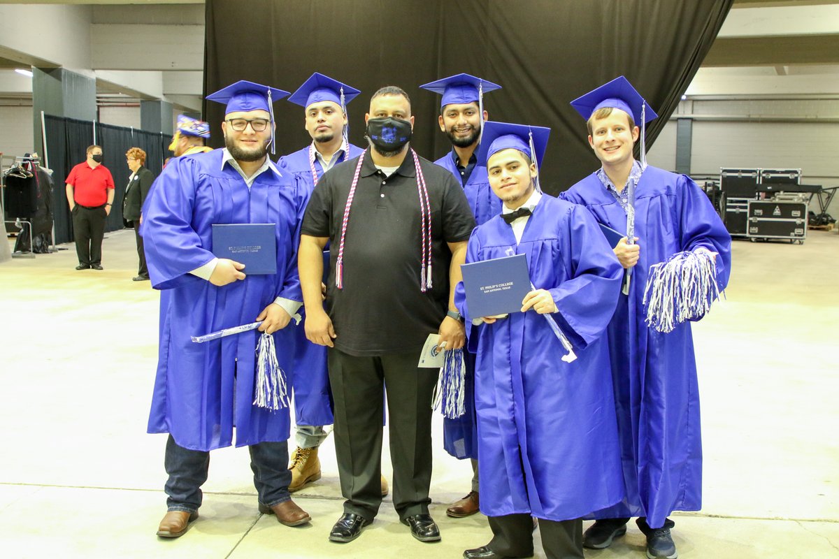 GoSPC's tweet photo. Congratulations to all our 2021 Graduates! 🎓 You are now an Alumni of SPC, and we couldn't be more proud. 🐯 #goSPC #spcproud #SPCGrad #TigerNation https://t.co/4cNf2Cz3xv