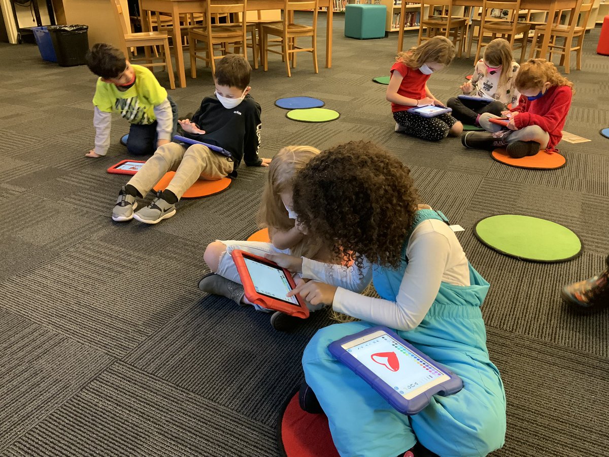beaconlibrary's tweet photo. 1st graders coding on Scratch Jr. for computer science education week! @slcschools @BeaconHeightsSL https://t.co/yEzBVTEj6C