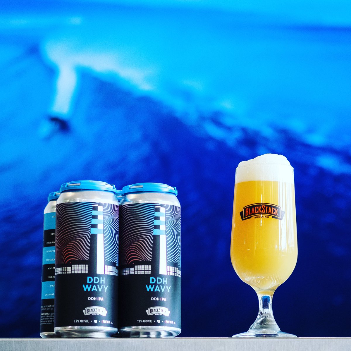 🌊🌊🌊DDH WAVY🌊🌊🌊 IPA (7.2%) Our Hand Selected Mosaic and a particularly danky lot of Sultana on a smoove oat heavy base. Lush lupulin tubes for these less than tropical conditions. Going out to stores & available from the taproom for pick up or delivery now🚐💨