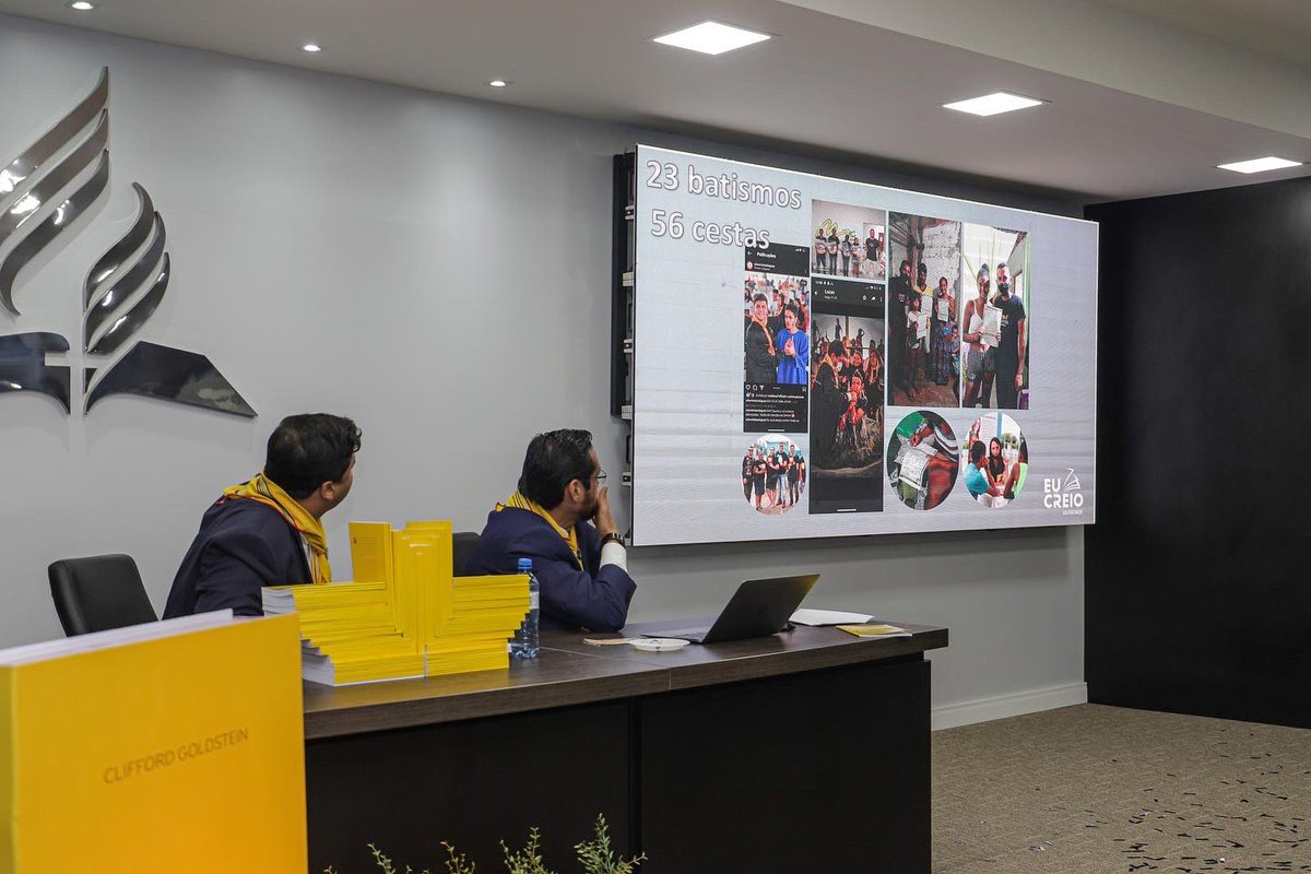 PrC_Augusto's tweet photo. Compromisso FIRMADO!

Em Alagoas, serão 150.000 pessoas impactadas com o Livro Missionário “O Último Convite”. 

Ninguém será deixado para trás!!! 
#ImpactoEsperança #adventistas #iasd #alagoas #maceio #dbv https://t.co/e0Oh3x9qvO