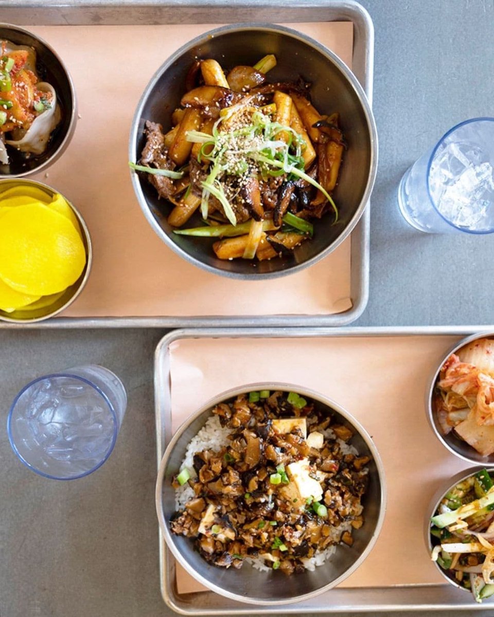 ChikoFRC's tweet image. As they say: “Good food is all the sweeter when shared with good friends.” 
We couldn&apos;t agree more @korofina 
Thank you for the time spent and photos taken
..................

#mychiko
#chikobethesda #chikodupont #chikocaphill #chikoshirlington