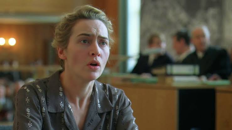 Чтец ханна. Чтец ханна шмиц. Кейт уинслет чтец фото. The reader describes. Кейт уинслет жизнь дэвида гейла.