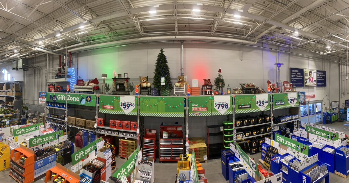 When I say this team blows it out of the water merchandising wise, I mean it!! Look at this creative goodness! 💥🔥👏🏼<a href="/BeechboardLisa/">Lisa Beechboard</a> and team at 1126 has done it again! <a href="/Stephan52090228/">Stephanie Fuller</a> @FeliciaC1126 <a href="/damianftaylor/">Damian Taylor</a> <a href="/BenitoKomadina/">Benito.Komadina@Lowes</a> <a href="/eric_marler/">Eric Marler</a>