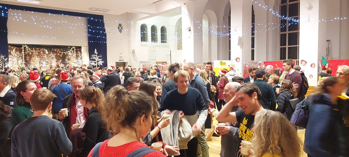 Ocaka's tweet photo. What a joyful Christmas Concert with the @ChoirwithNoName @CamdenVoices. Amazing to finally meet @SamuelChaplin face to face after Lockdown. Thanks for the Monday Evenings @Pembroke1885 Walworth Wamblers during Lockdown 🙏🏾 Great mince pies, mulled wine and that fab tea https://t.co/22Gx6q0zPp
