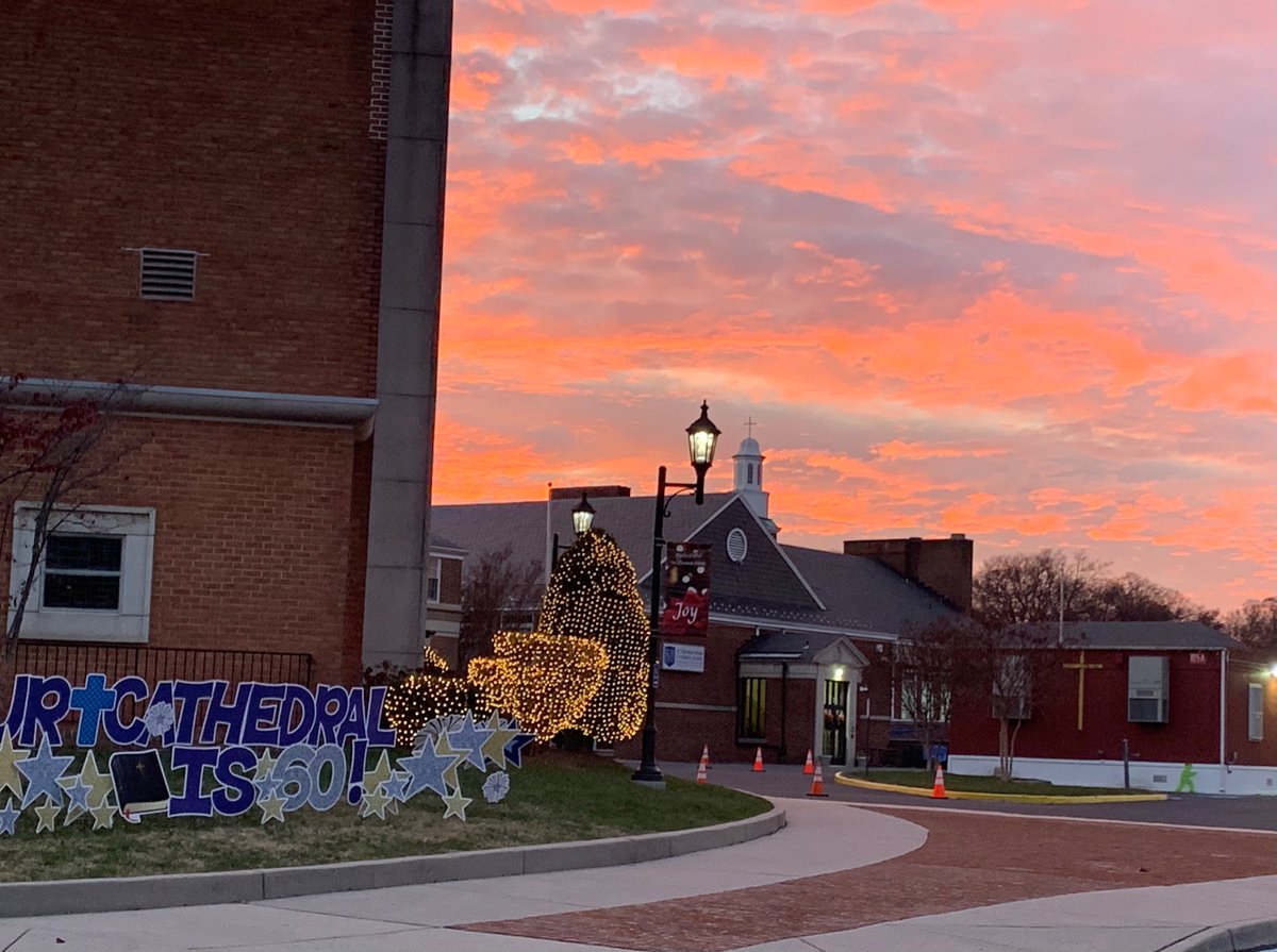 The sun sets on a wonderful day <a href="/STMSchoolVAUSA/">St. Thomas More Cathedral School</a> <a href="/CathedralSTMVA/">@CathedralSTMVA</a> 
The glory of God revealed in the sky 
<a href="/arlingtonchurch/">Catholic Diocese of Arlington</a> <a href="/arlingtonOCS/">ArlingtonCathSchools</a>