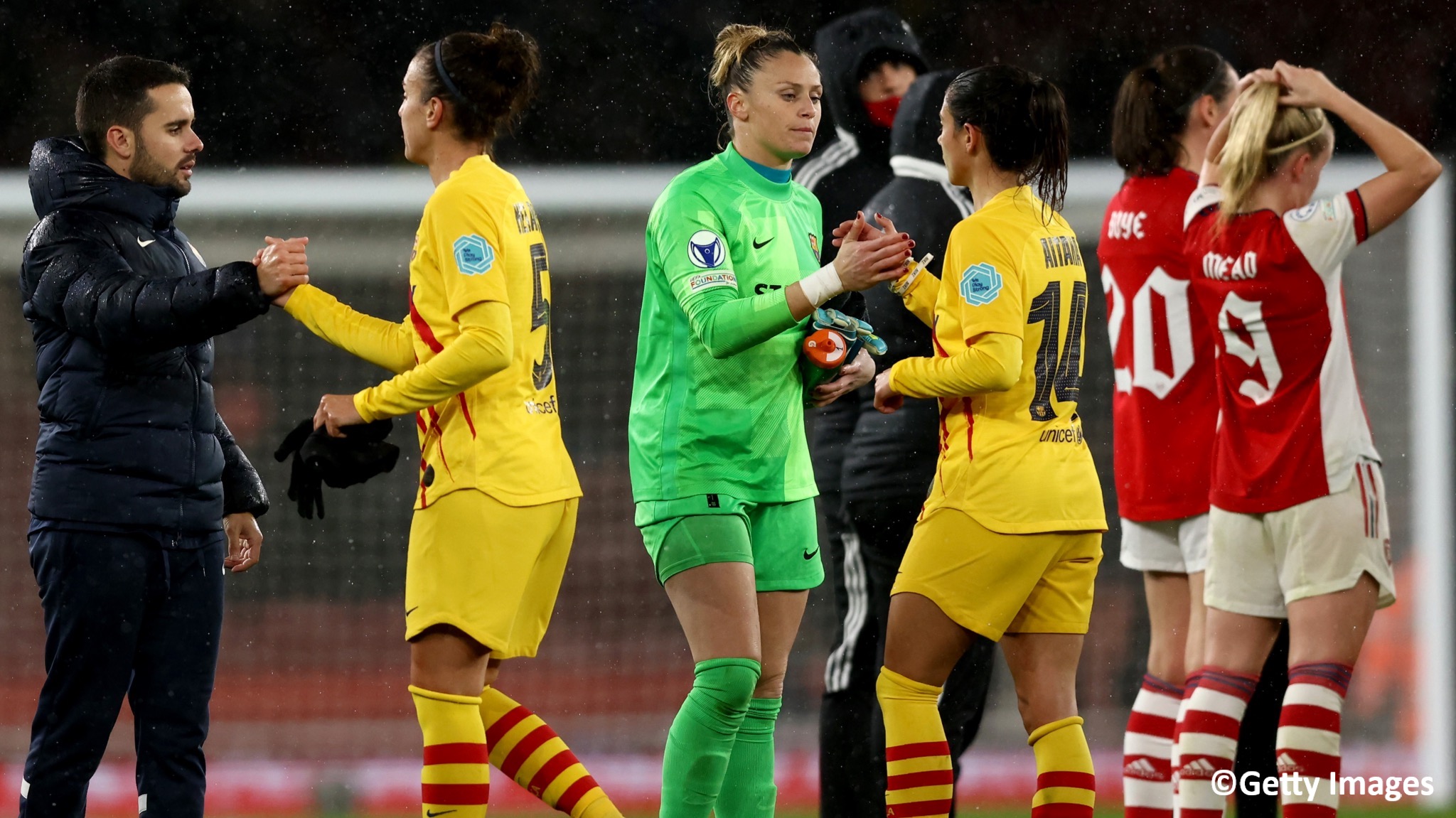 Goal Japan Uwcl 欧州女王が圧巻の攻撃力で アーセナル に勝利 岩渕真奈 は途中交代も反撃及ばず バルセロナ は今季の全勝記録を 17 に延ばした 女子チャンピオンズリーグ 第5節 アーセナル 0 4 バルセロナ T Co 9mcgeznbas Twitter