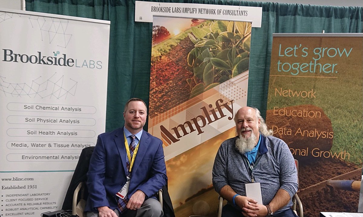 BrianMavis1's tweet photo. Great to see others in person @OhioTurfgrass conference this week! https://t.co/noGIexUV04