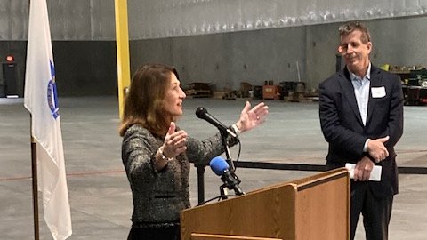 ><a href="/MassLtGov/">Lt. Governor Kim Driscoll</a> visited <a href="/TOFranklinMA/">Town of Franklin, MA</a> to announce a $2.2M #MassWorks grant award for intersection &amp; roadway improvements to a local throughway that will enhance vehicle and pedestrian safety, as well as support current &amp; future job creation opportunities.

🔗: ow.ly/M6EJ50H7BES