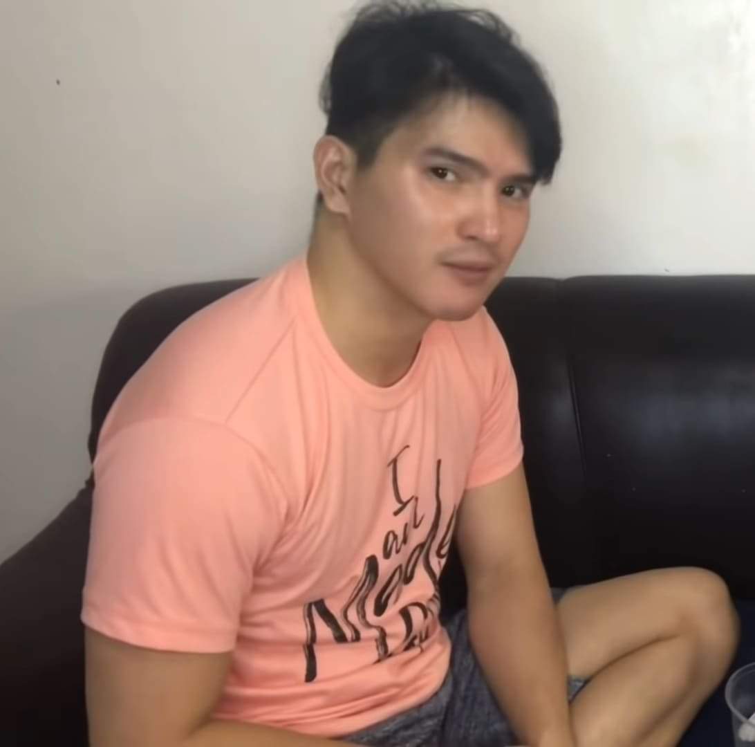 JoanPorras13's tweet photo. Nkakalungkot isipin birthday mo magpapasko at bagong taon di mo na mkakasama ang prinsesa mo

MYGZ GRANDEST BDAY PARTY
#HapiBdayMygzMolino 
@MygzMolino https://t.co/ab6hnWAts9