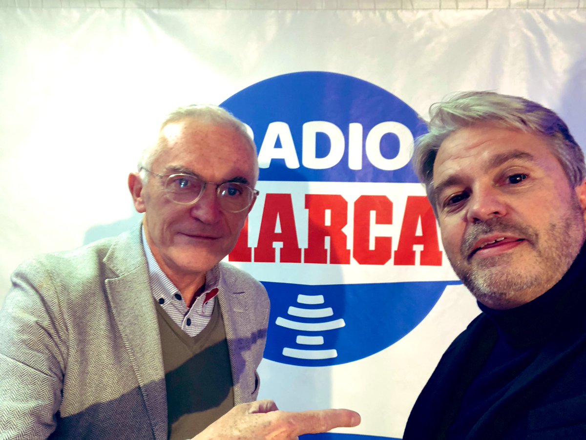 miguelangmendez's tweet photo. Pues @pacogcaridad y yo hemos vuelto a @RadioMARCA   …un rato.  Y da gusto comprobar que la radio sigue viva, con la ilusión intacta. Insistir y resistir. Como siempre. Toda la suerte a esa gente magnífica de @marca que hace radio cada día, y por otros veinte años más https://t.co/INLmNlVl5L