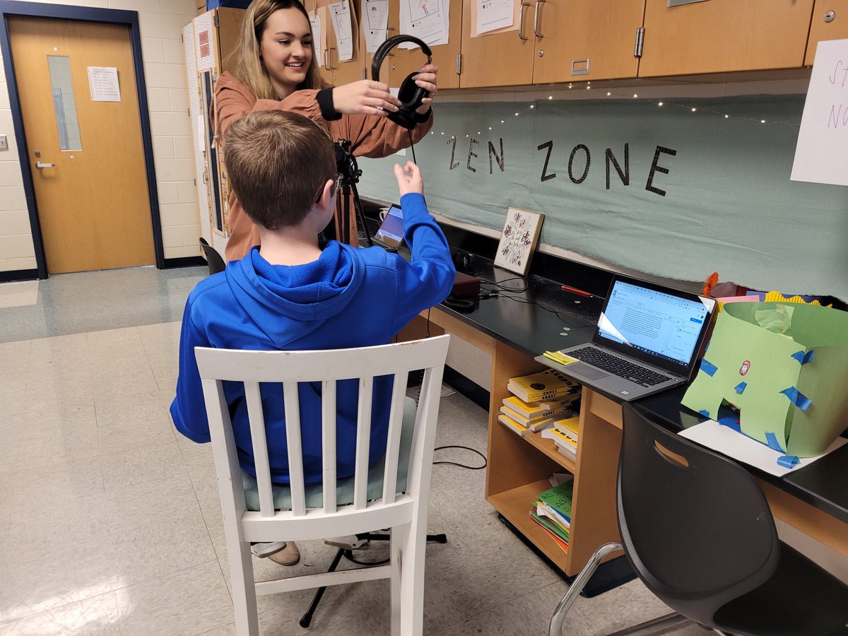 MrsJennBurdette's tweet image. Mrs. Whitehead's class began podcasting their narrative writing today! @RAMiddle_RAMS #RAMSinspire #a5instruction