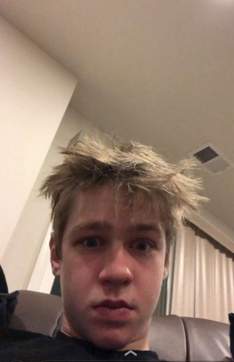 Warriors with another HUGE division win as they take down 8-0-1 Armstrong in a shootout!! Score was 3-2 with goals scored by Crombie and Goldberg, and the lone shoutout goal scored by BKrop! Kerrigan with a dominant performance in net stopping all 4 shootout shots and 41 saves!